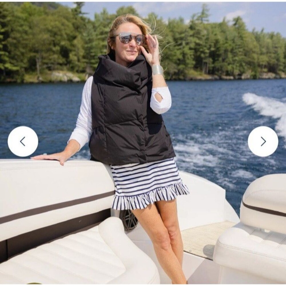 Pretty Rugged Black Puffer Vest S/M High Collar Snap Front Quilted Luxe Coat